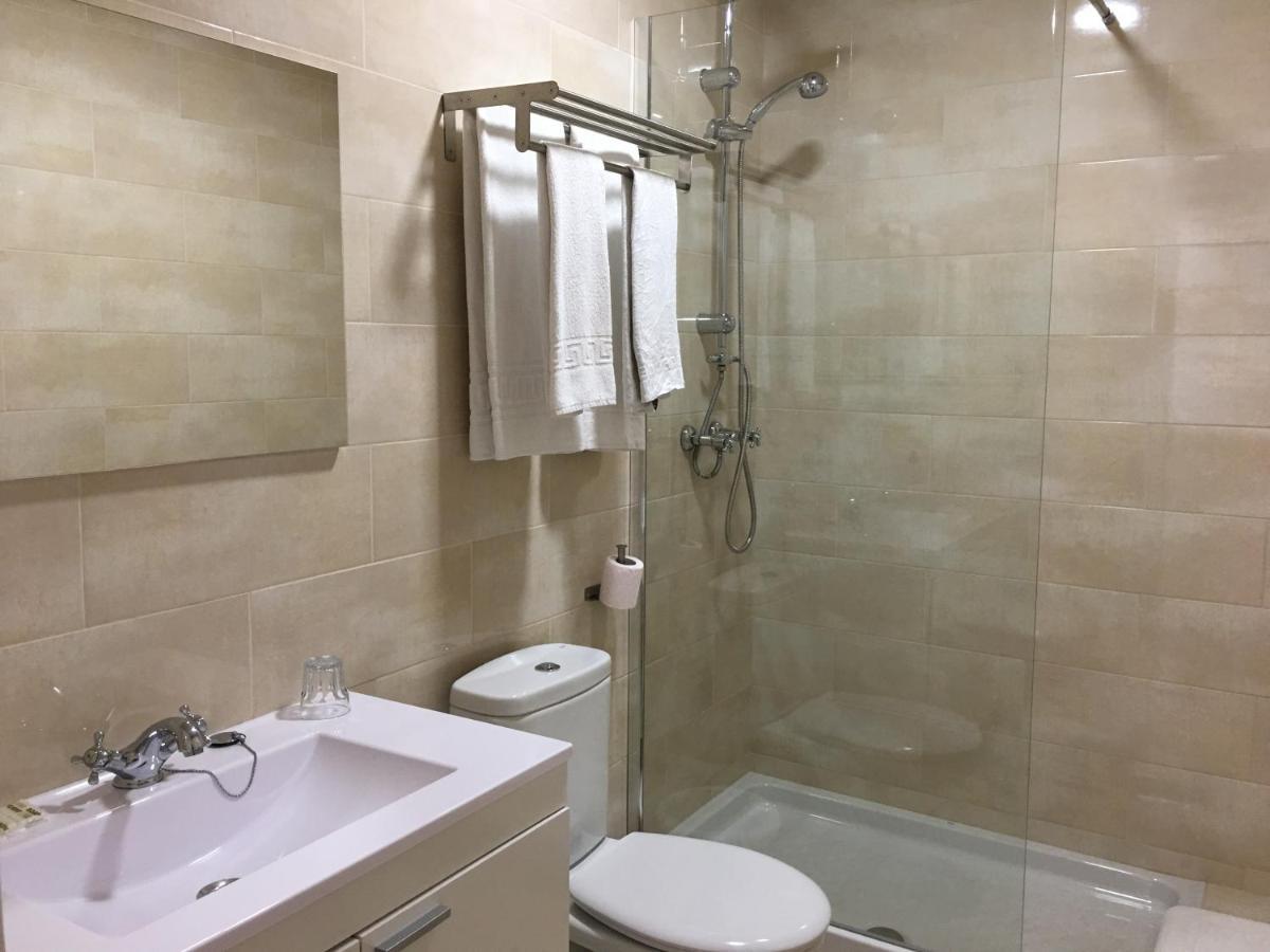 Apartamentos Carmen Teresa Torremolinos Eksteriør billede