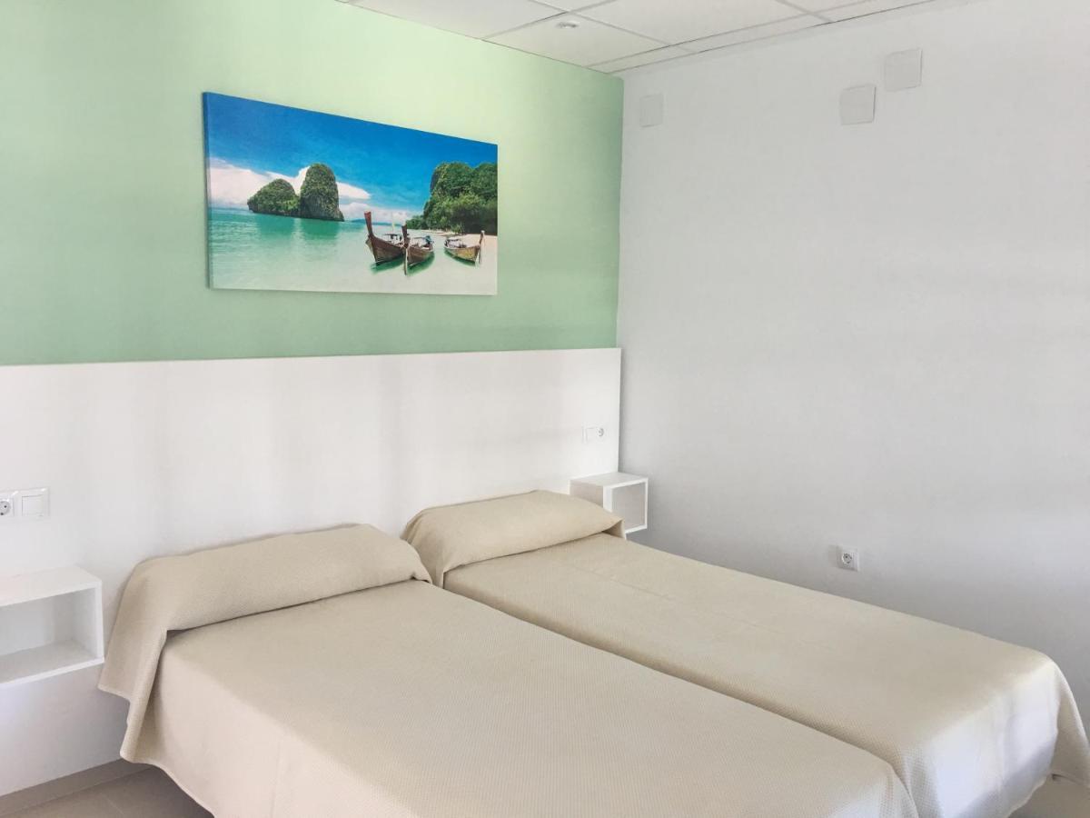 Apartamentos Carmen Teresa Torremolinos Eksteriør billede