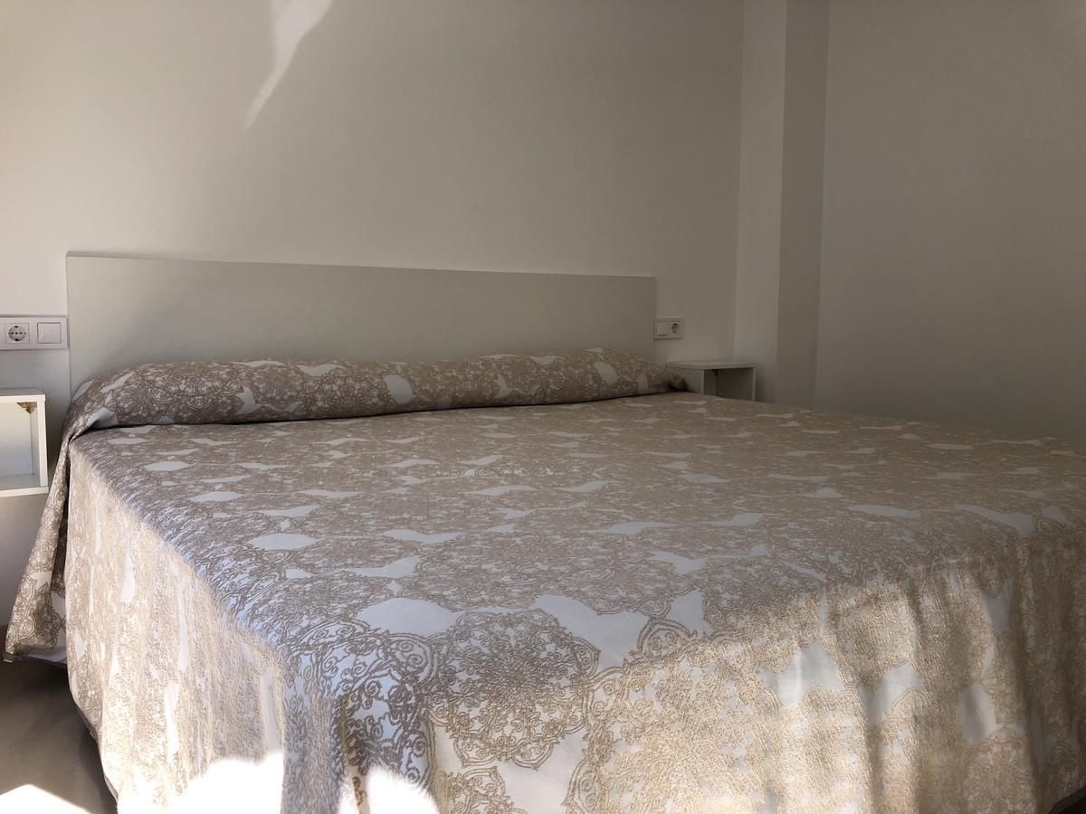 Apartamentos Carmen Teresa Torremolinos Eksteriør billede